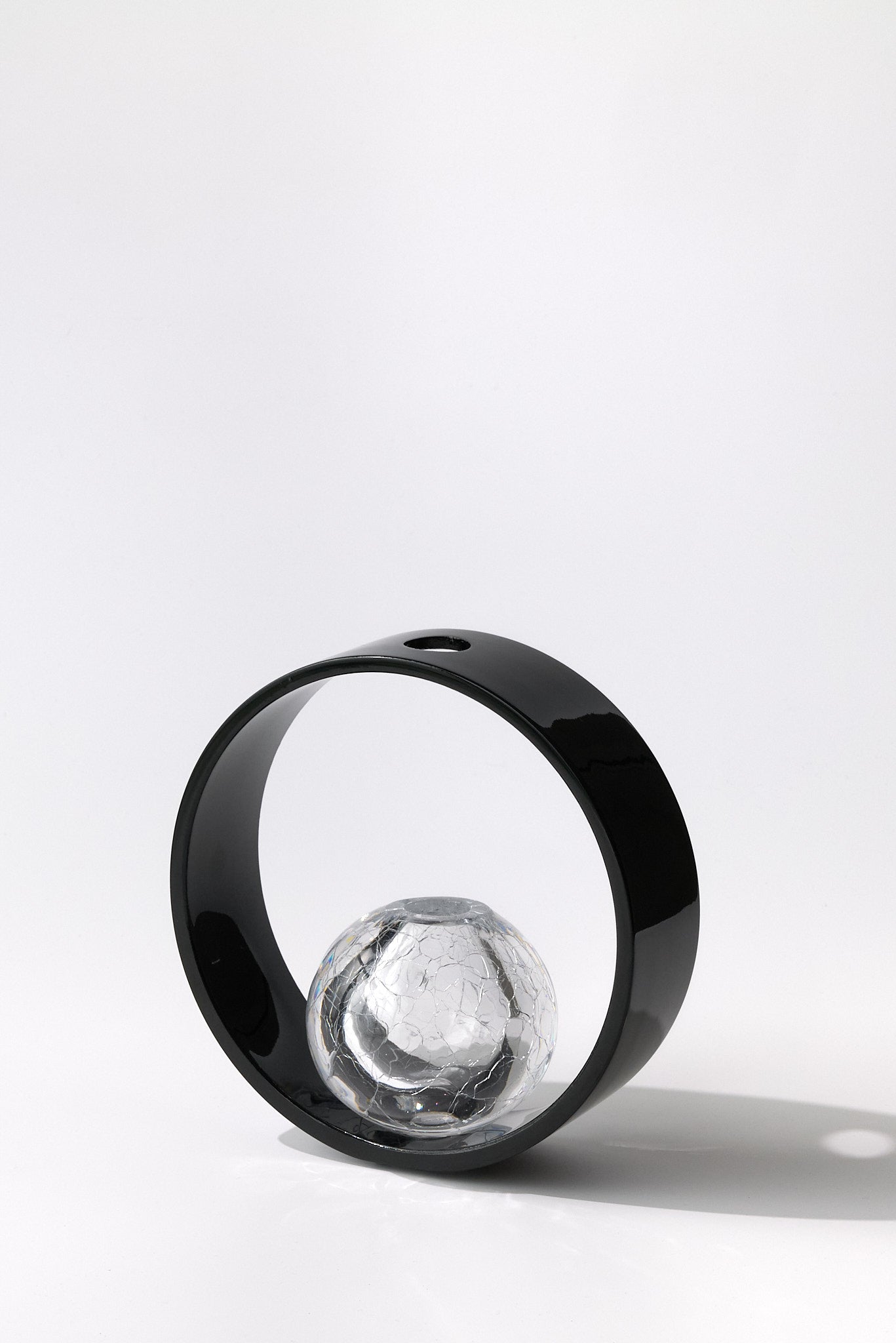 Saturnino — Oggetto in Cristallo, Anello e Sfera, Nero e Clear