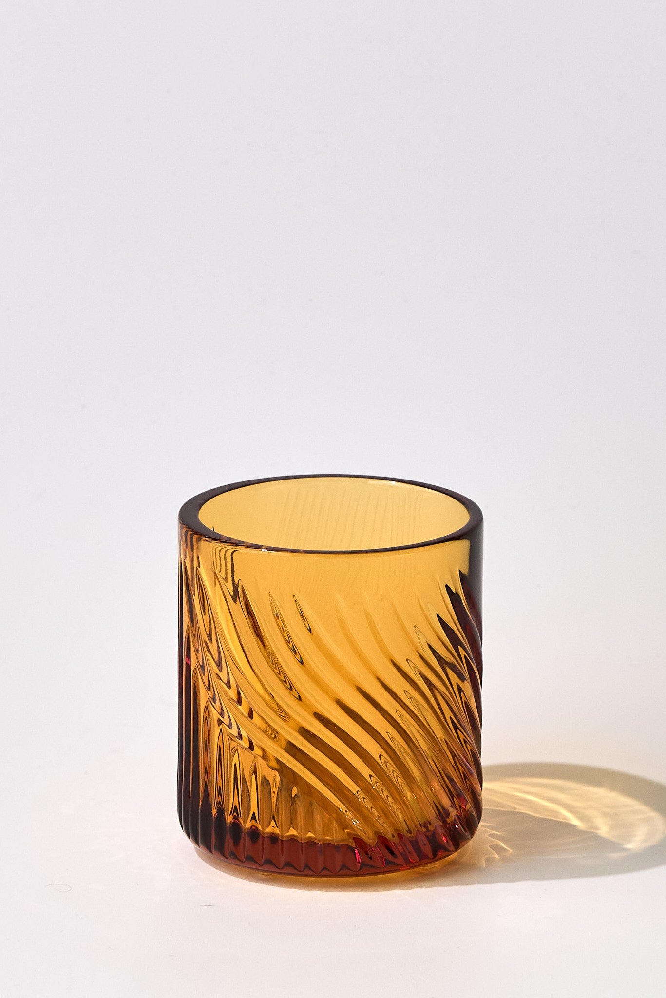 Libeccio Hand-Engraved Crystal Glass — Amber, Small