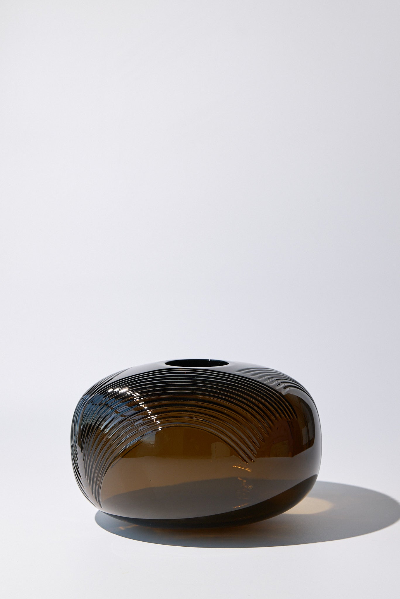 Pola Curve — Hand-Blown Crystal Vase, Two-Piece, Wide Form, Fumèdor