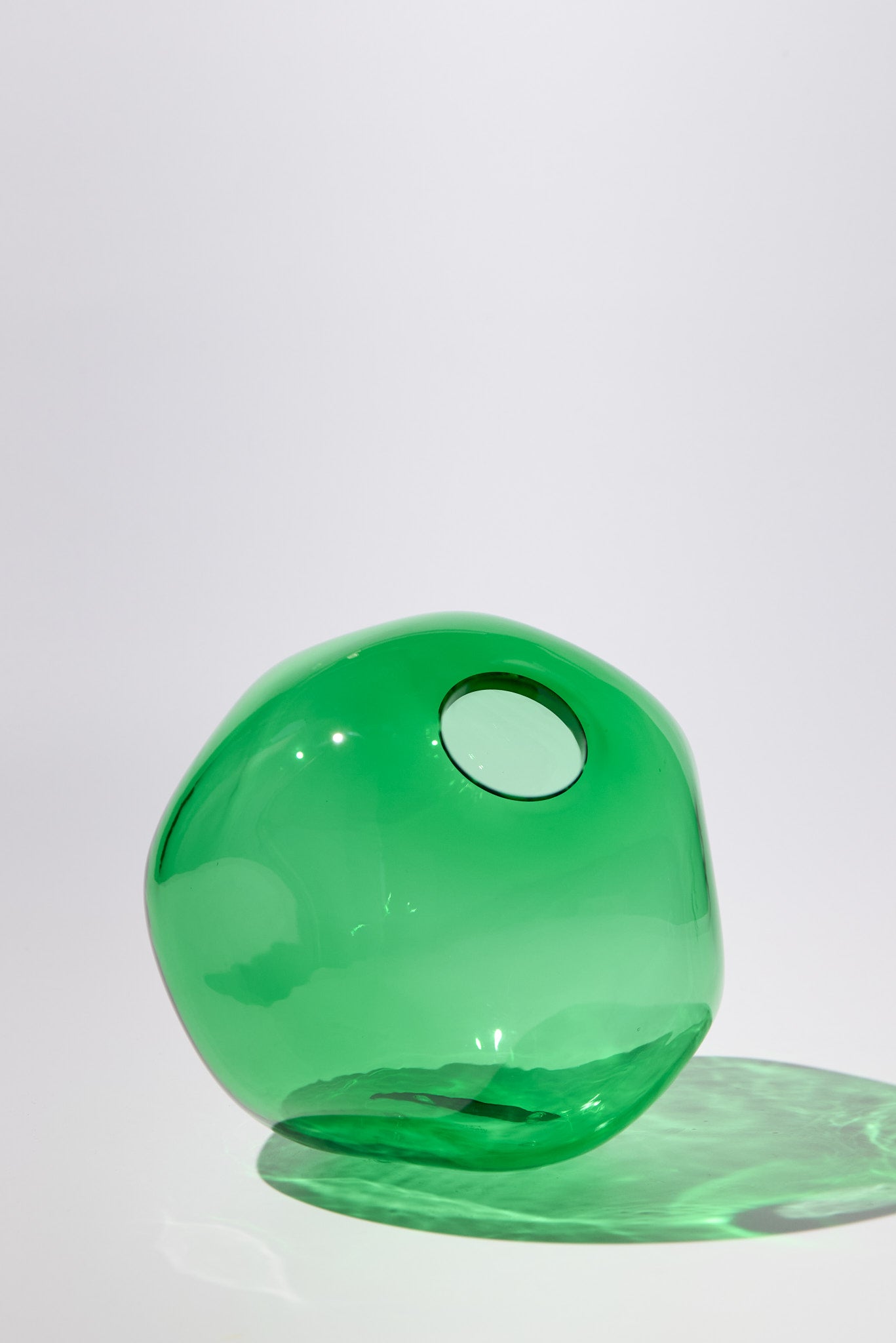 Nuvola — Hand-Blown Crystal Spherical Vase, Green