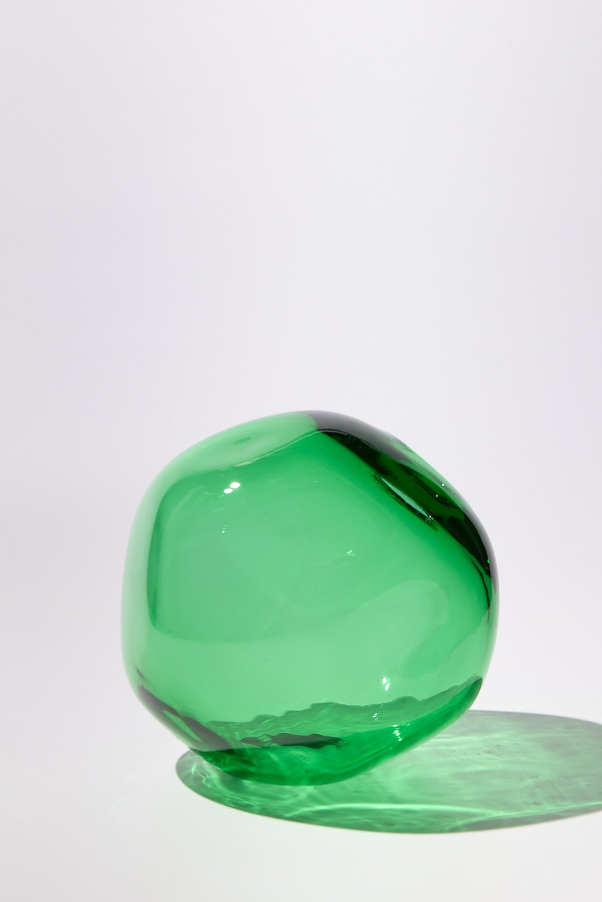 Nuvola — Hand-Blown Crystal Spherical Vase, Green