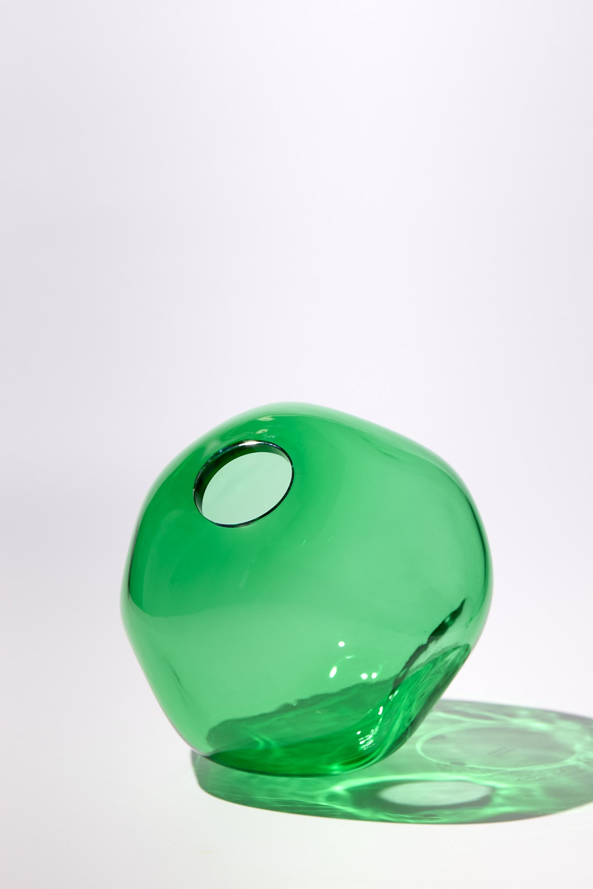 Nuvola — Hand-Blown Crystal Spherical Vase, Green