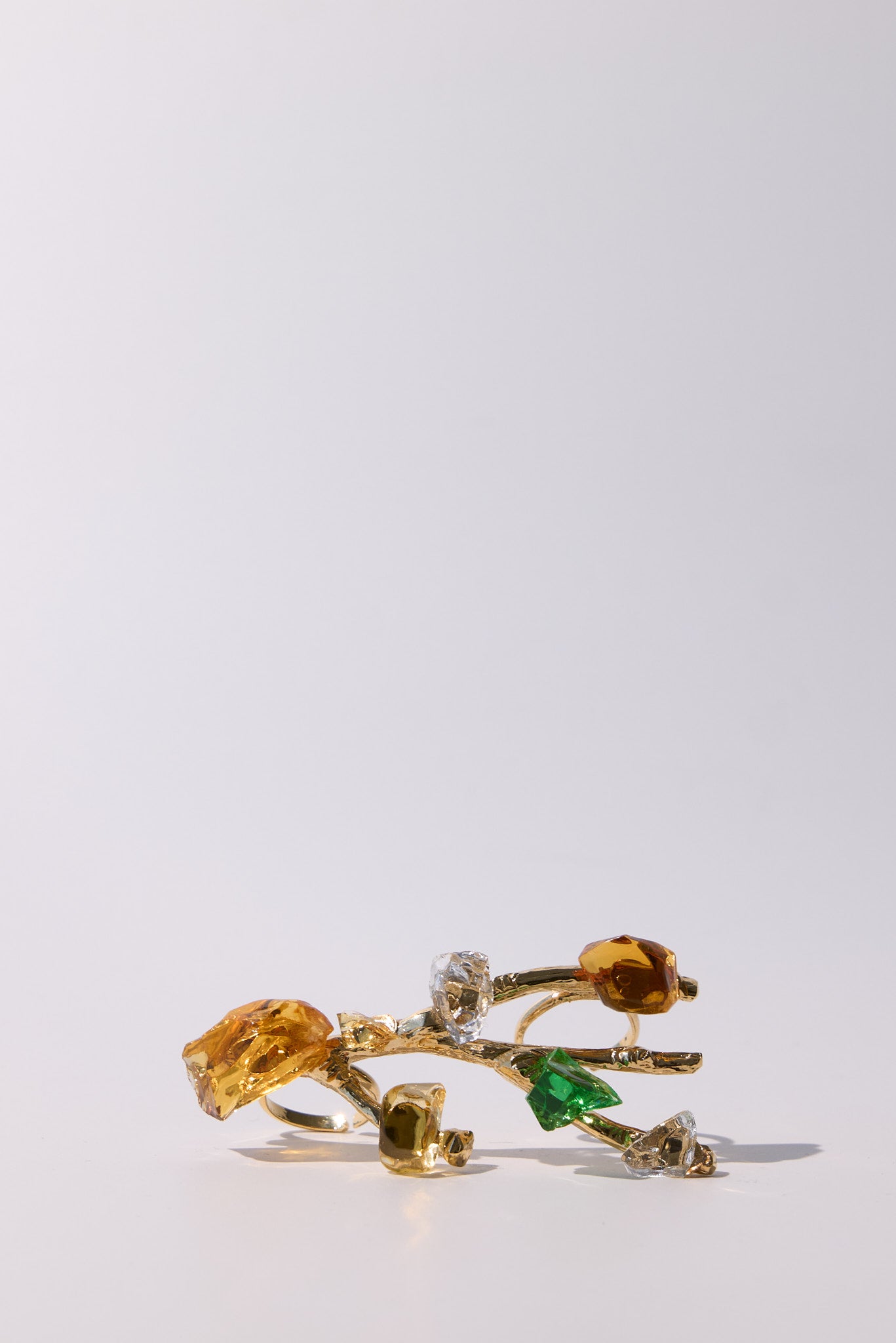 Tirapugni — Hand-Forged Crystal Knuckle Ring, Gold