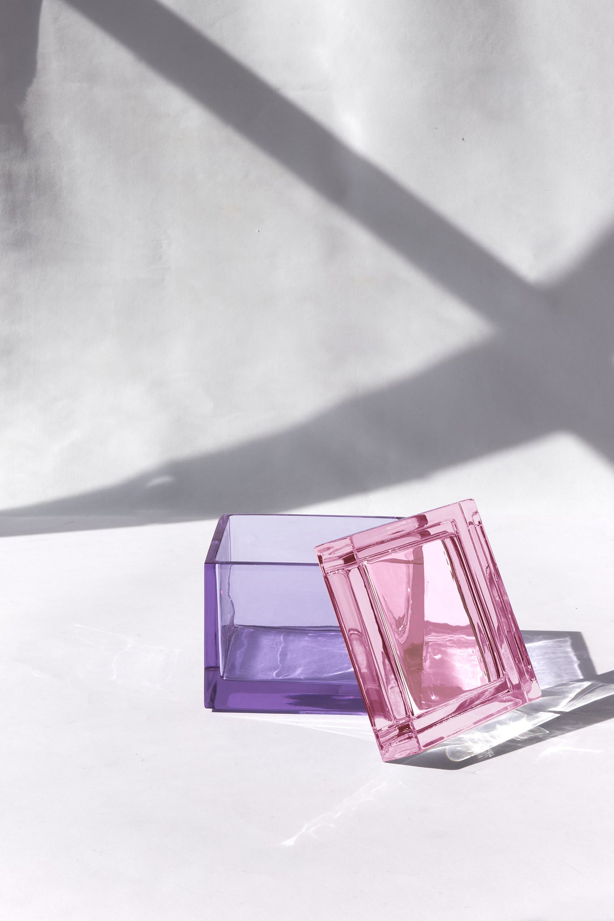 Palmi — Hand-Blown Crystal Box, Light Violet + Pink