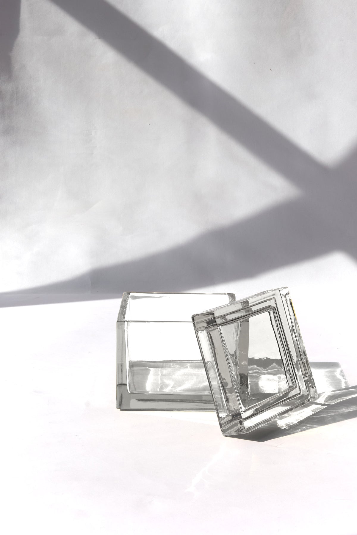 Palmi — Hand-Blown Crystal Box, Clear