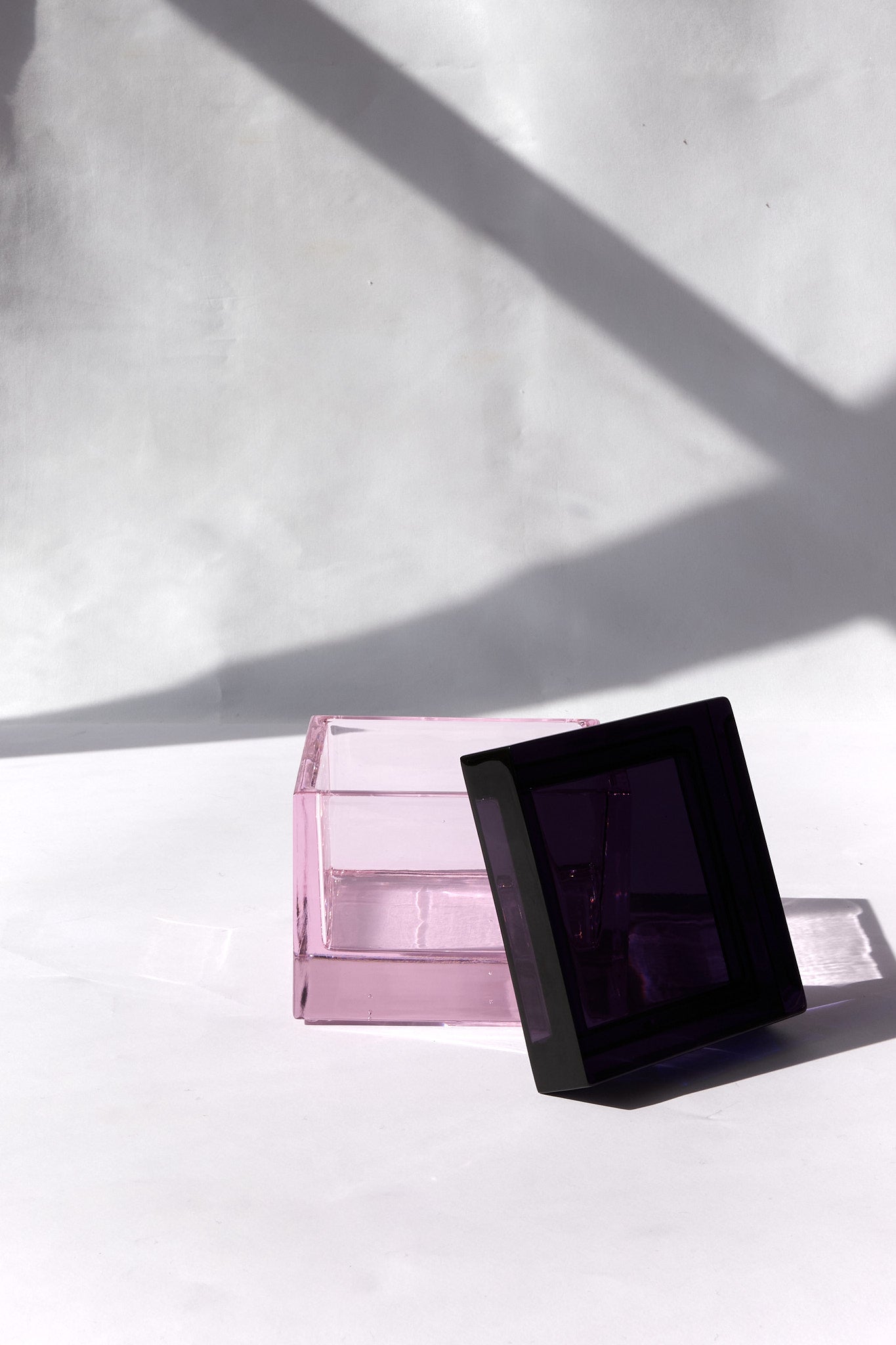 Palmi — Hand-Blown Crystal Box, Pink + Violet