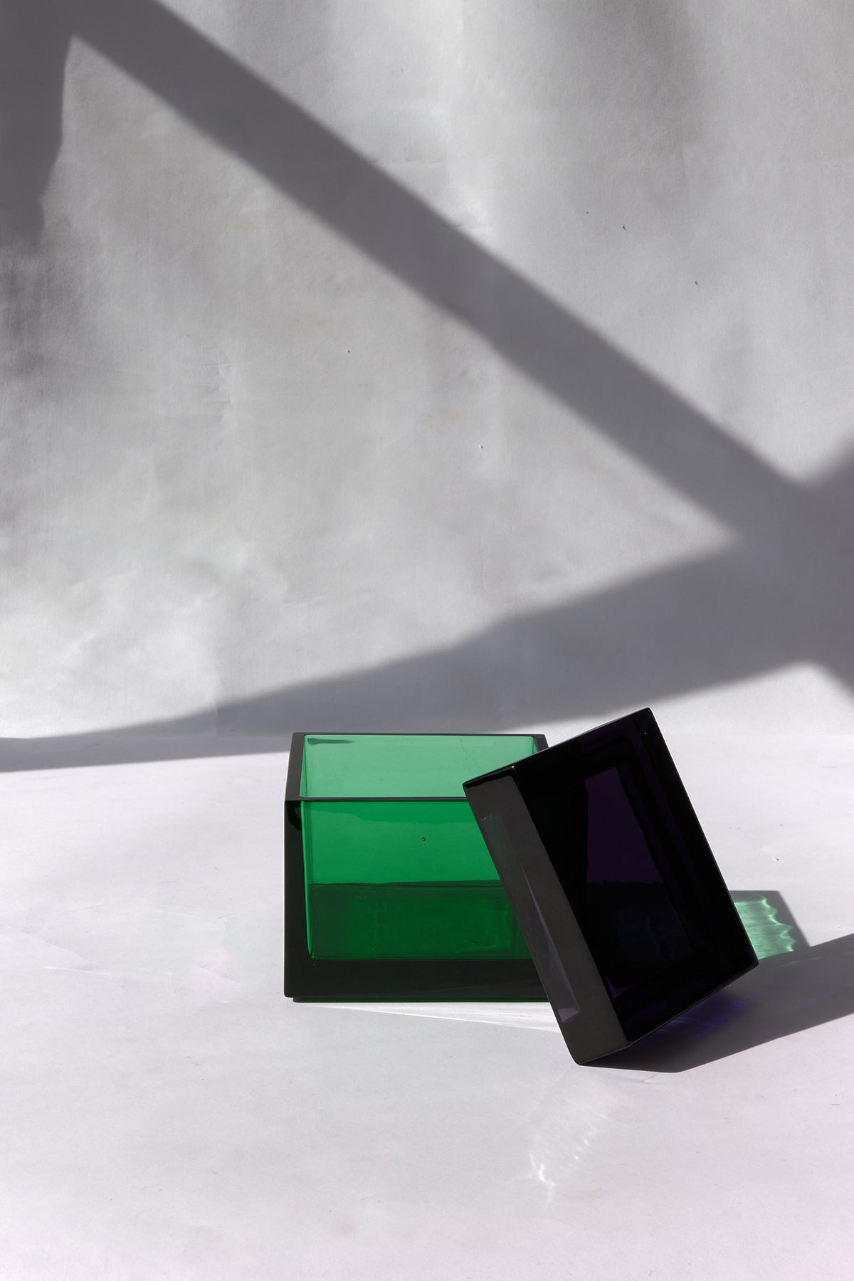 Palmi — Hand-Blown Crystal Box, Green + Violet