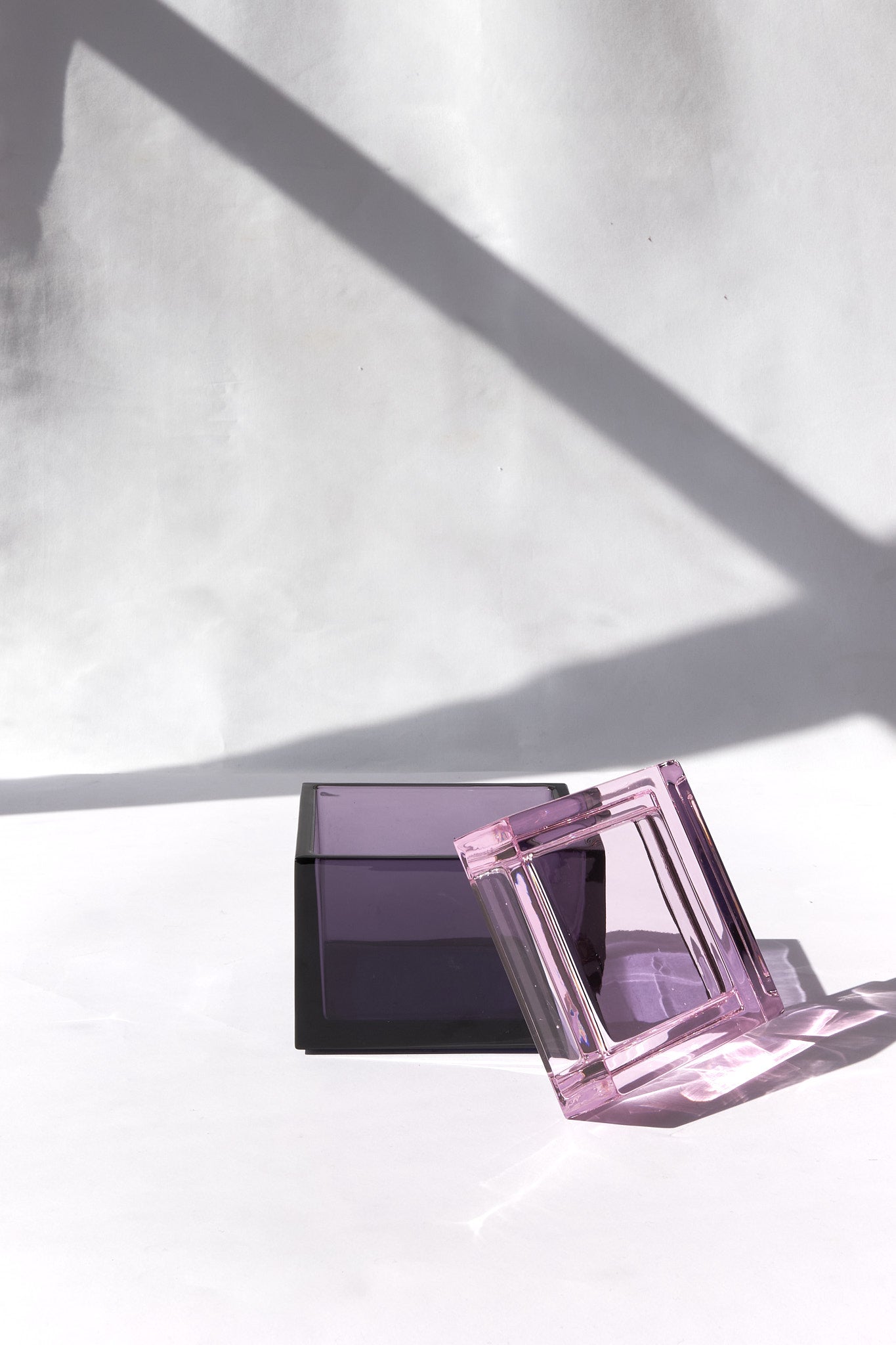 Palmi — Hand-Blown Crystal Box, Violet + Pink