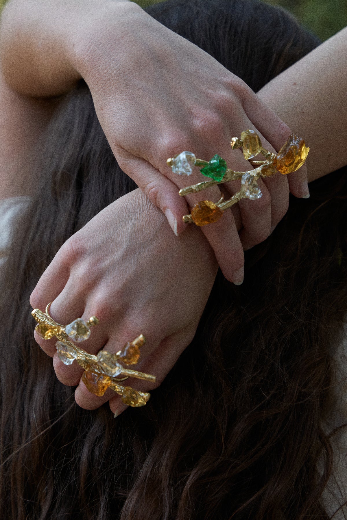 Tirapugni — Hand-Forged Crystal Knuckle Ring, Gold