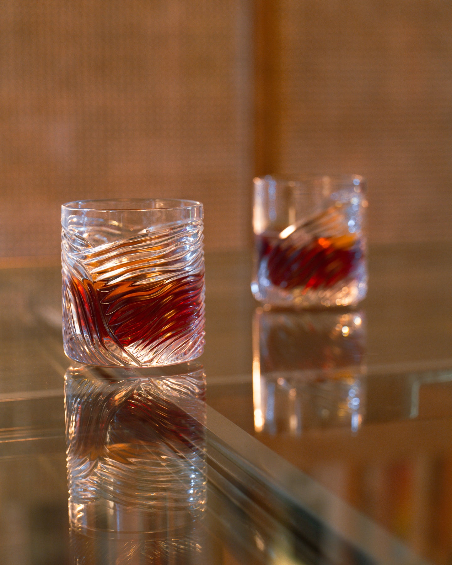 Grecale Hand-Engraved Crystal Glass — Clear, Large