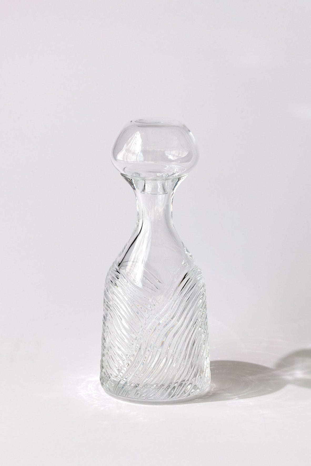 Grecale — Caraffa in Cristallo Incisa a Mano, Trasparente