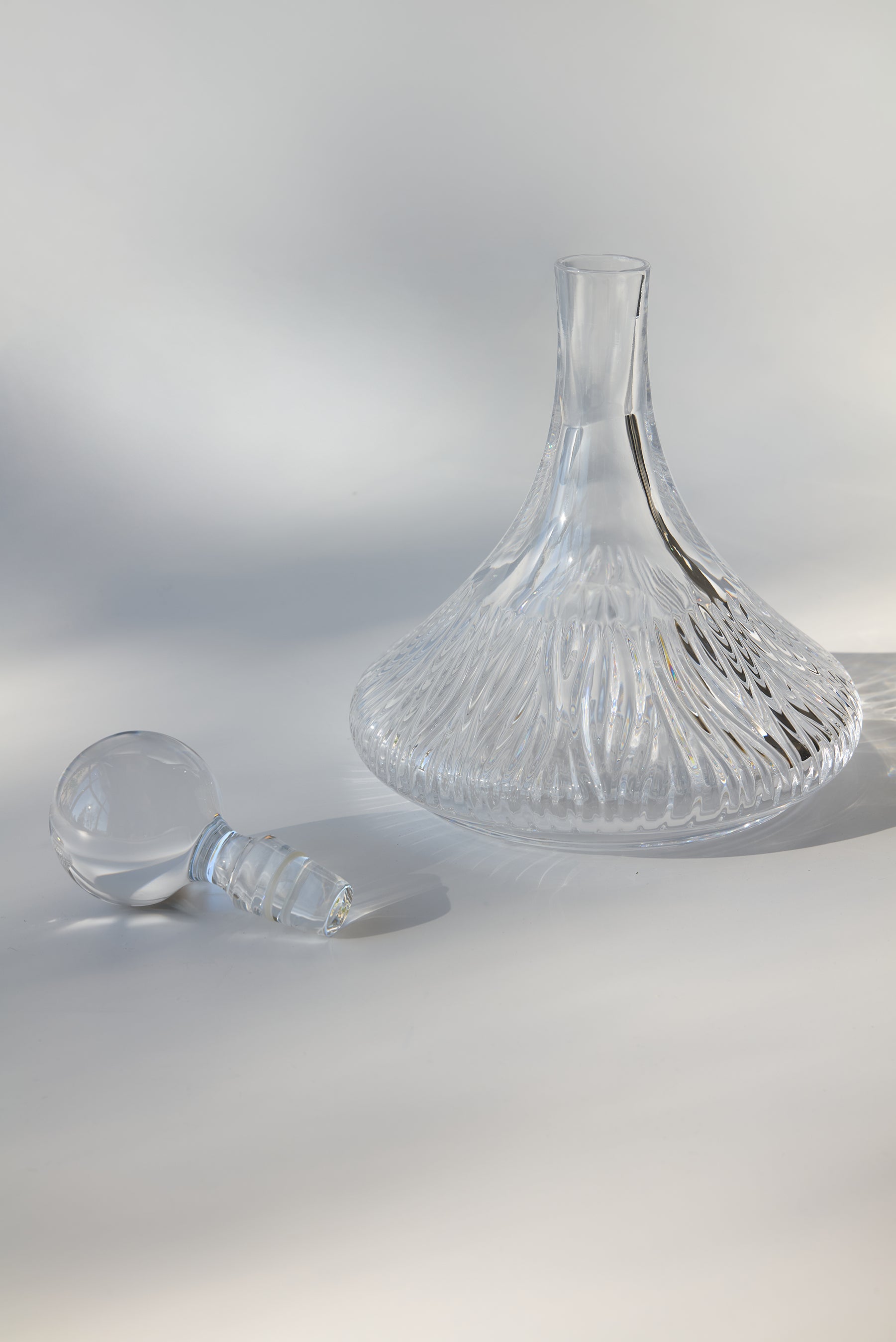 Maestrale Hand-Engraved Crystal Decanter — Clear