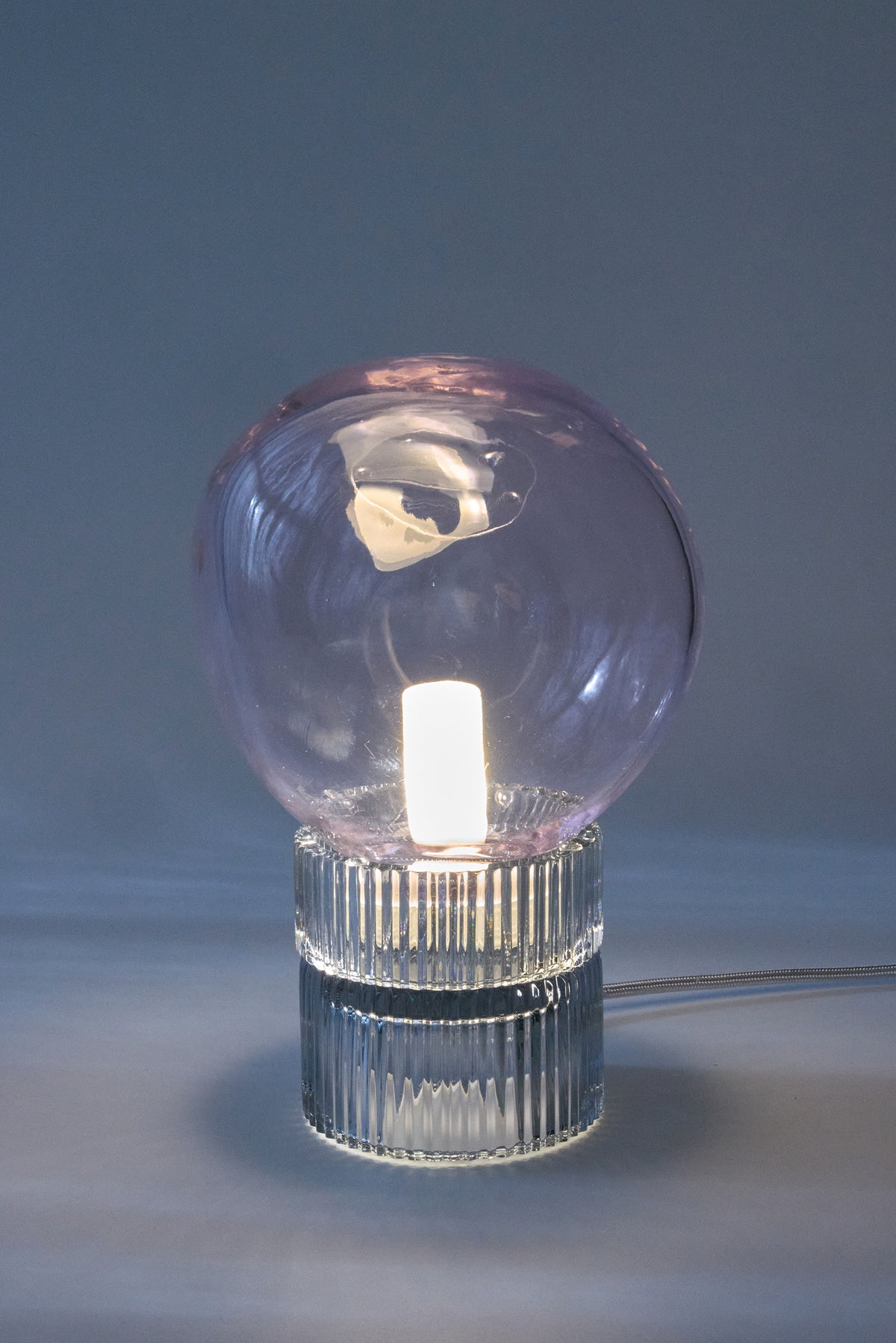 Tello Grey + Nuvola Pink — Lampada da Tavolo in Cristallo